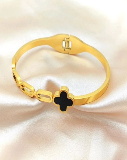Picture of Stainless Steel Clover Bangle