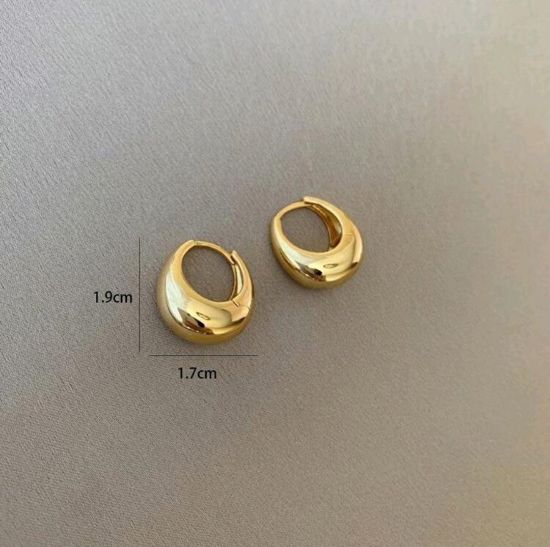Picture of Gold hoops