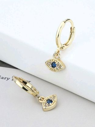 Picture of Rhinestone Eye Drop Earrings 